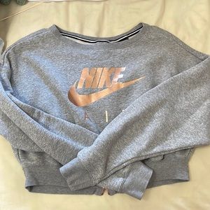 Nike Womens XS cropped sweatshirt